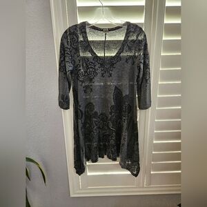 Elegant Gray and Black Women's Top Size Large